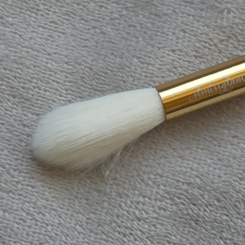 😍SLMISSGLAM Large Fluffy Bird Blending Brush